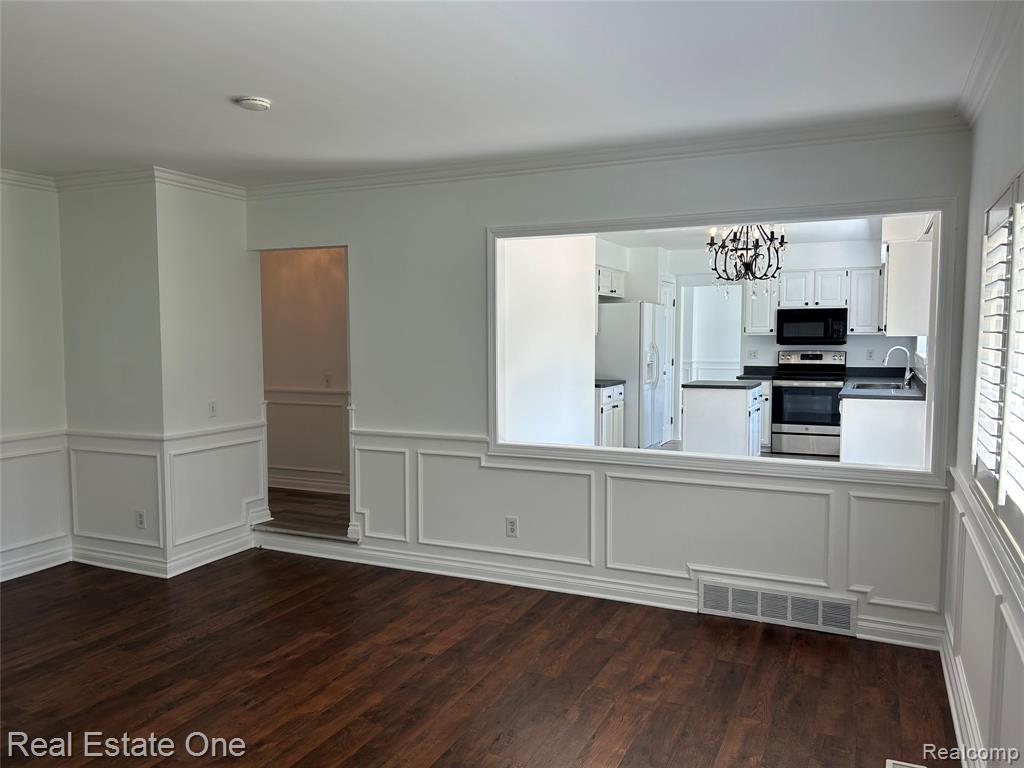 1797 Poppleton Drive, West Bloomfield, MI 48324 — Photo 17