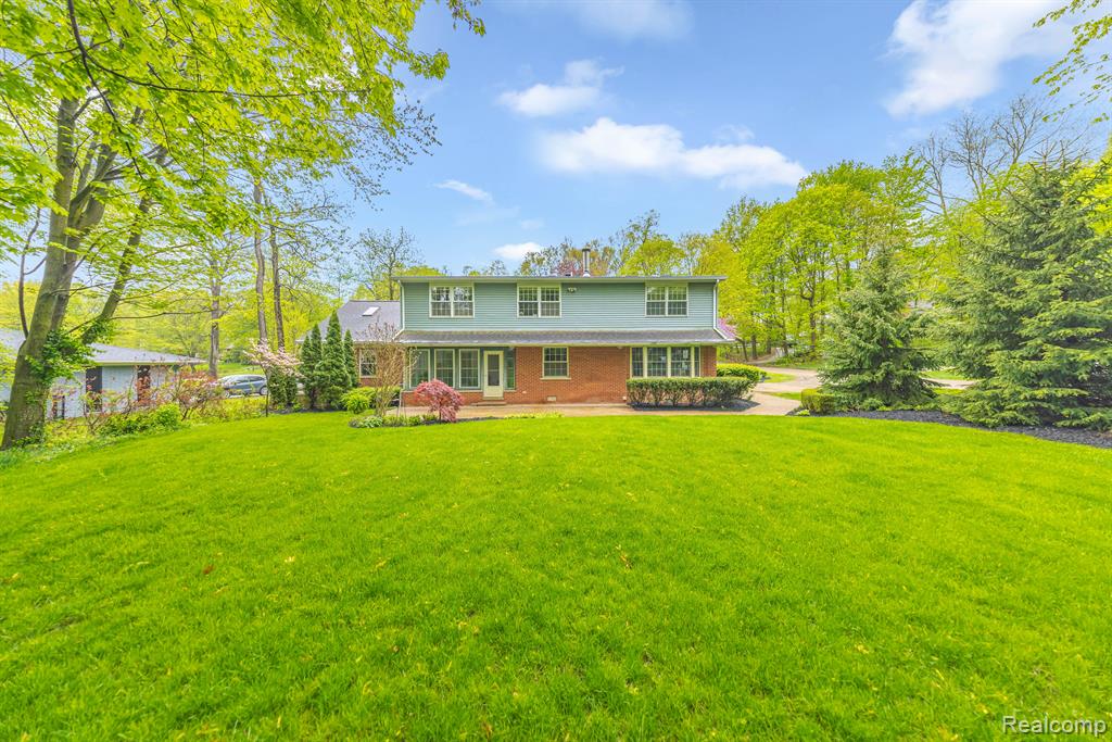 46270 BLOOMCREST Drive, Northville, MI 48167 — Photo 60