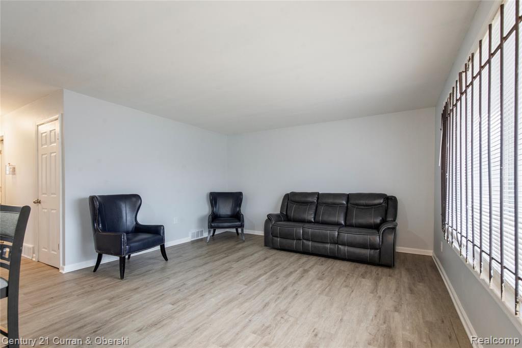 9901 Yellowstone Street, Detroit, MI 48204 — Photo 4