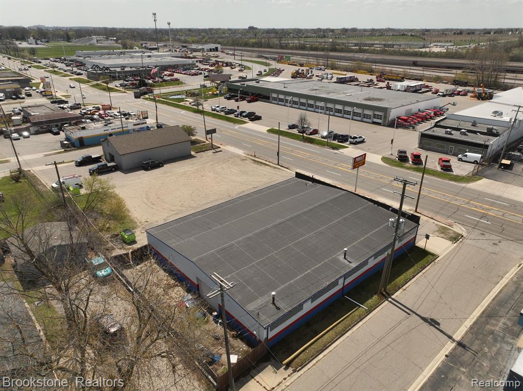 700 CESAR E CHAVEZ Avenue, Pontiac, MI 48340 — Photo 10