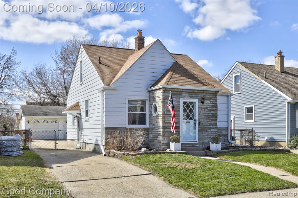 915 N Dorchester Avenue, Royal Oak, MI 48067 — Photo 49