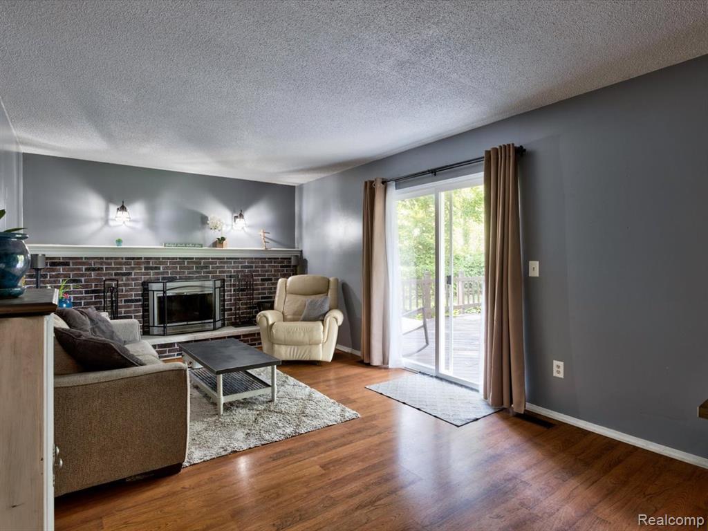 311 Collard Drive, Marysville, MI 48040 — Photo 16