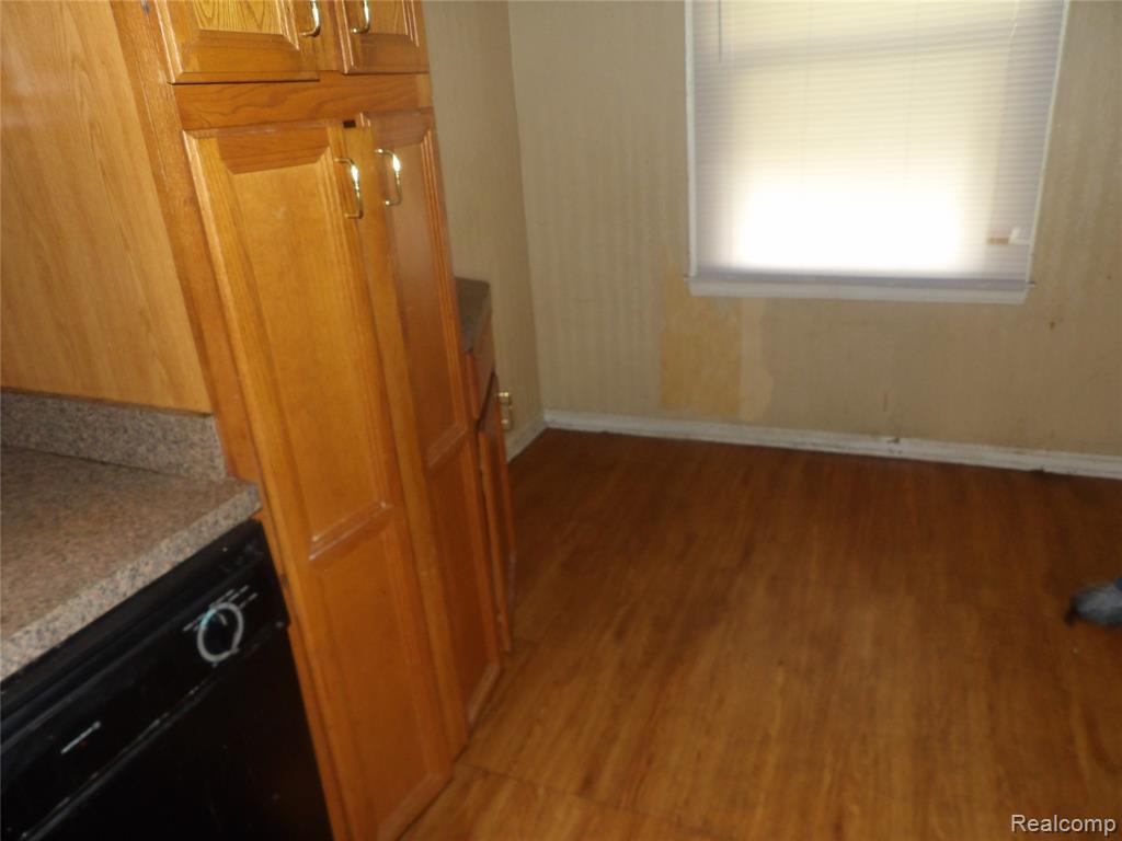 8235 Prest Street, Detroit, MI 48228 — Photo 13
