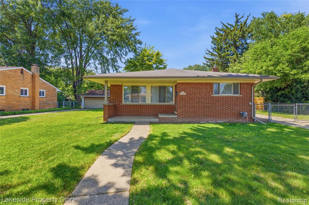 35313 Weideman Street, Clinton Twp, MI 48035