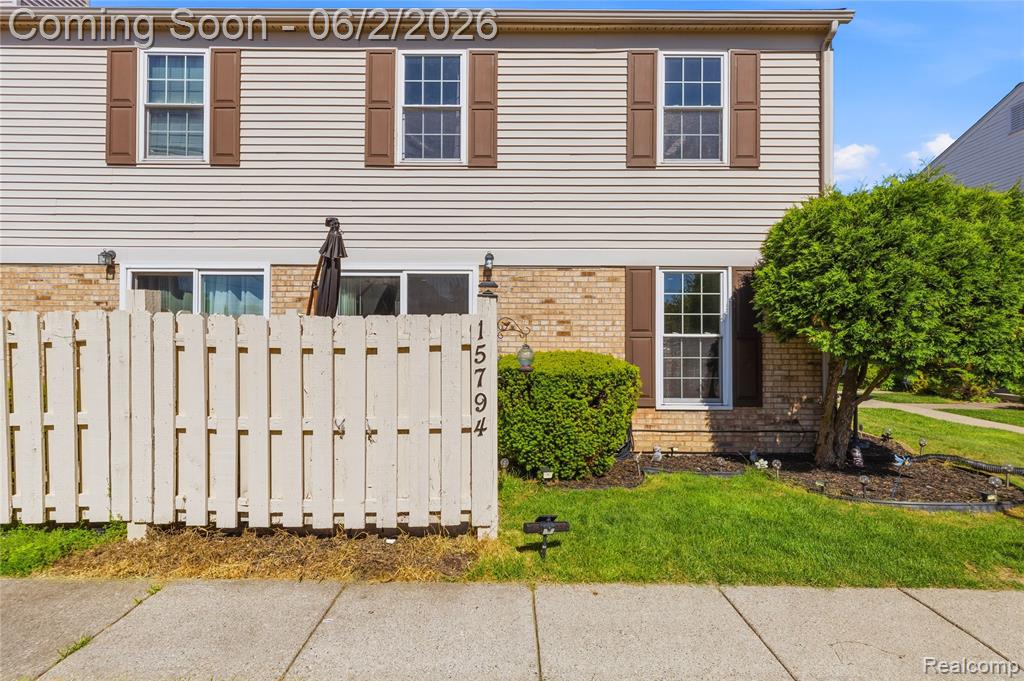 15794 Charleston Drive, Clinton Twp, MI 48038 — Photo 2