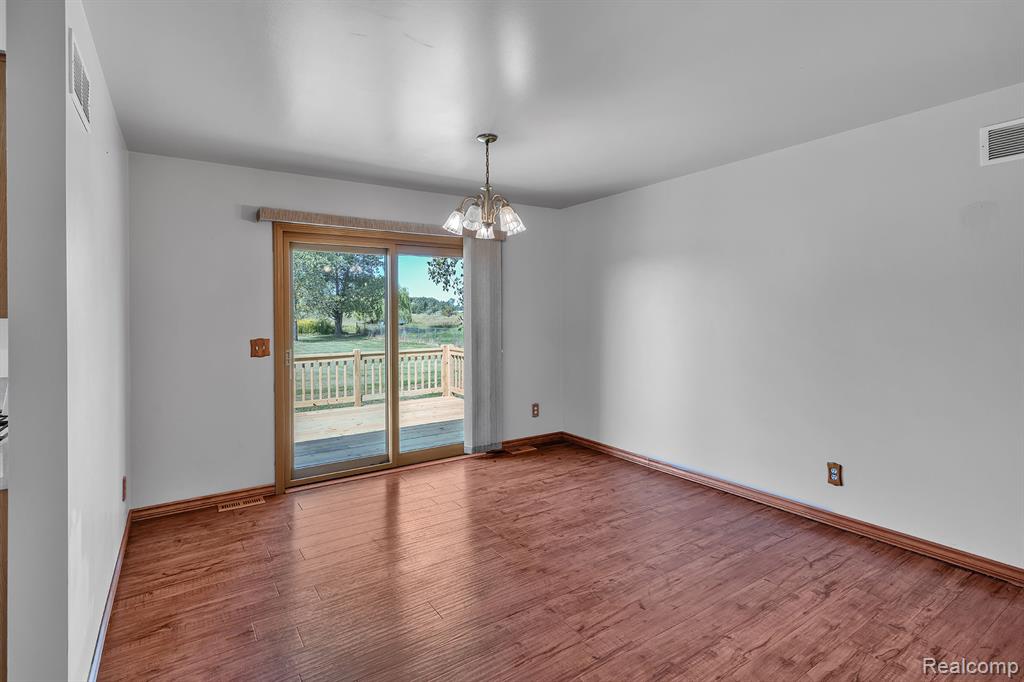 8425 Duffield Road, Flushing, MI 48433 — Photo 16
