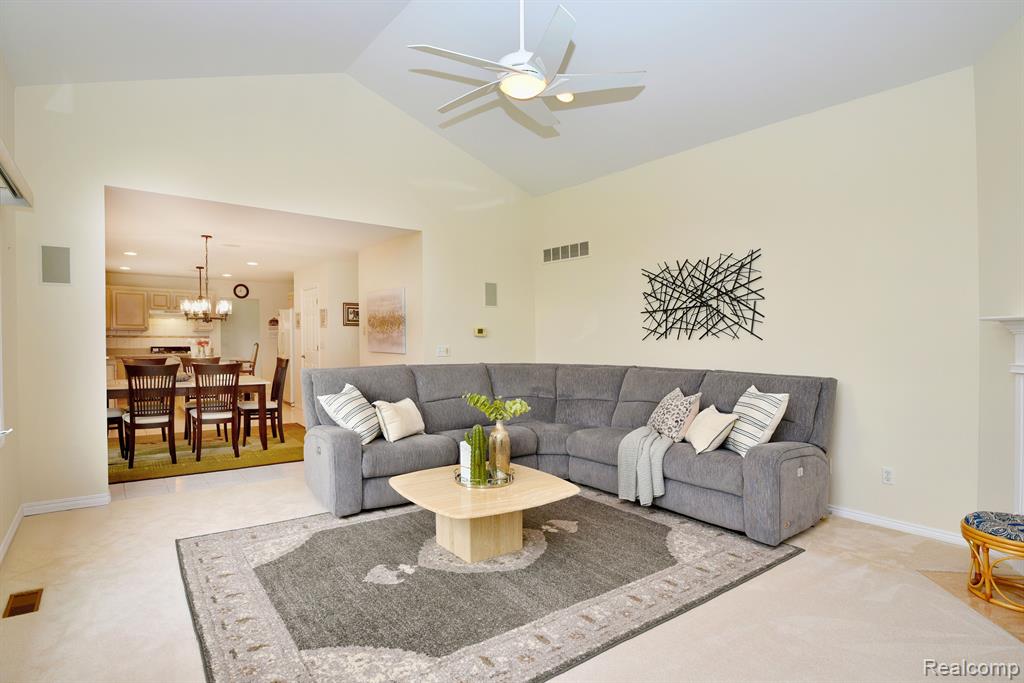 4297 SPRINGBROOK Drive, Sterling Heights, MI 48314 — Photo 21