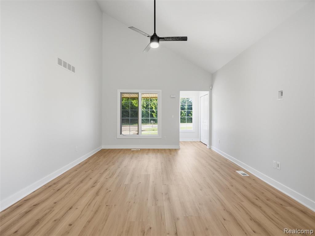 8365 22 Mile Road, Utica, MI 48317 — Photo 12