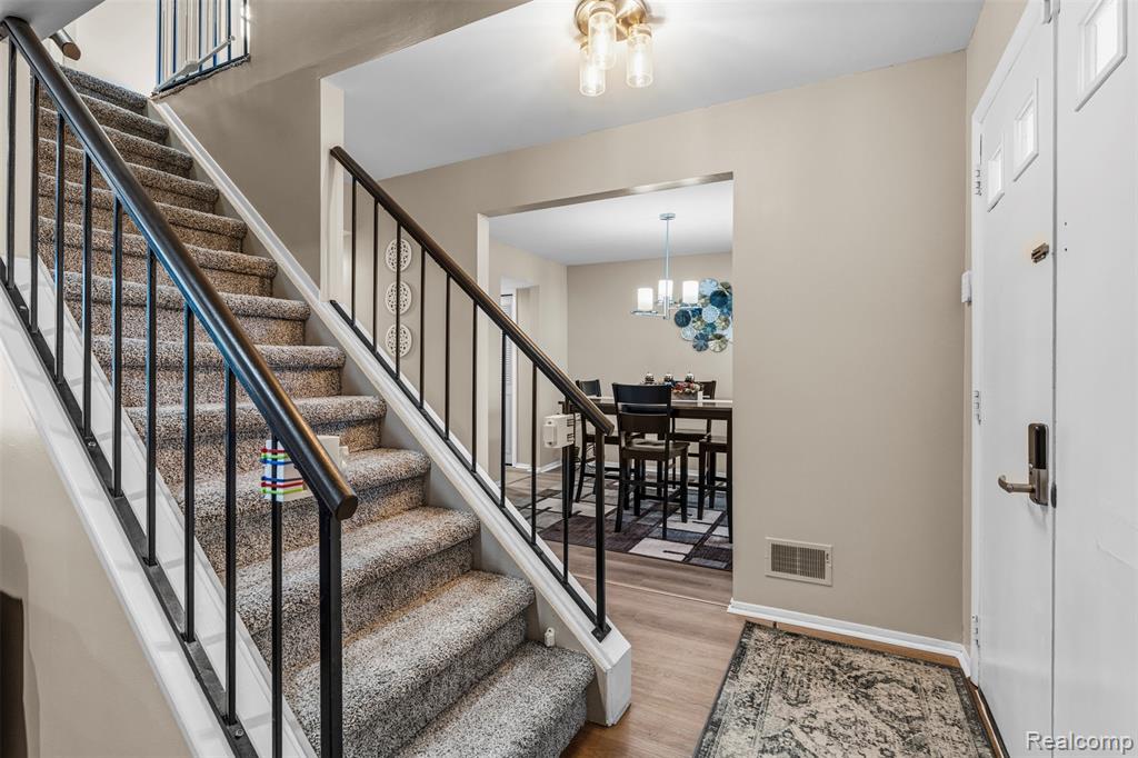 42258 Norwood Court, Wayne, MI 48167 — Photo 15