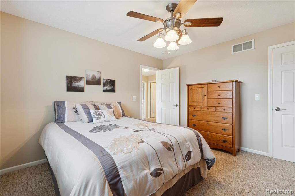 275 Harvard Drive, Howell, MI 48843 — Photo 31