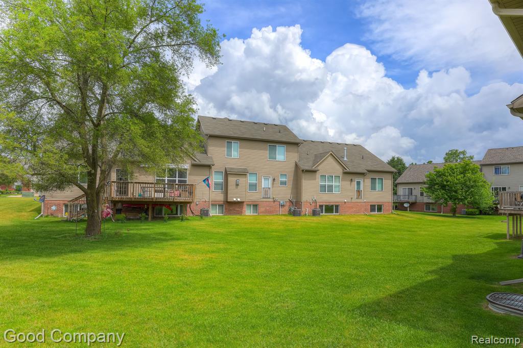 2763 AMBASSADOR Drive, Ypsilanti, MI 48198 — Photo 31