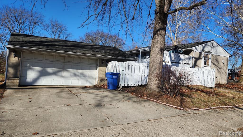 28621 Milton Avenue, Warren, MI 48092 — Photo 28