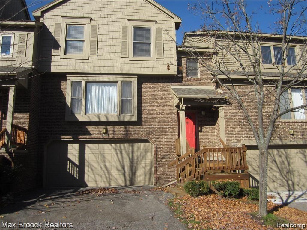 4250 BRECKENRIDGE Drive, West Bloomfield, MI — front exterior