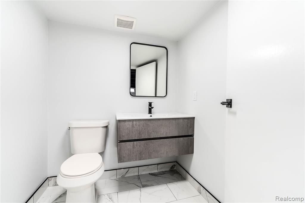 5435 Tequesta Drive, West Bloomfield, MI 48323 — Photo 57