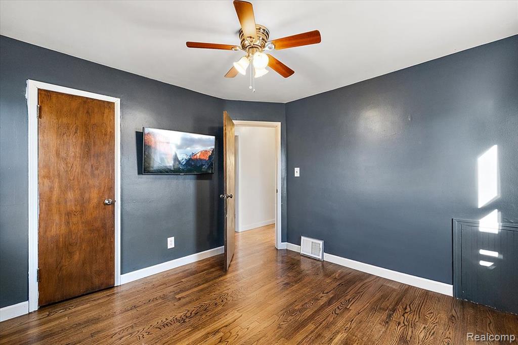 515 S Webik Avenue, Clawson, MI — Photo 23