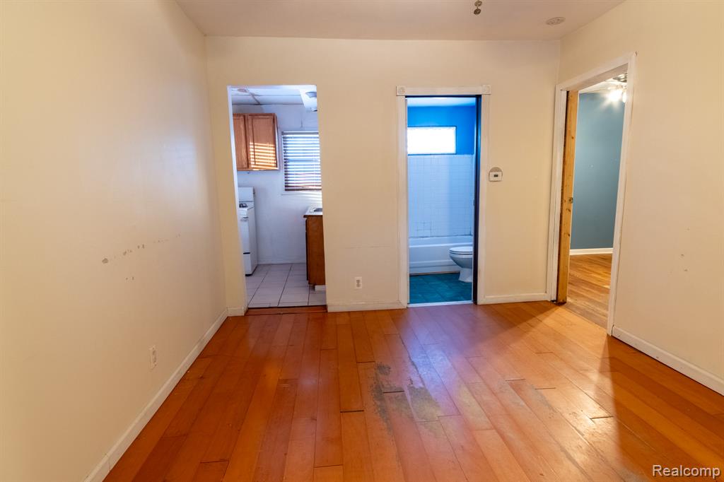 418 W Woodruff Avenue, Hazel Park, MI 48030 — Photo 5