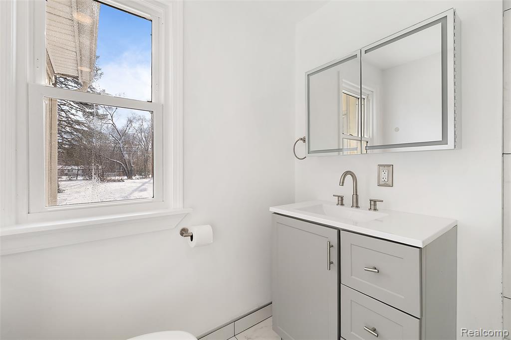7618 Sylvan Street, Shelby Twp, MI 48317 — Photo 26