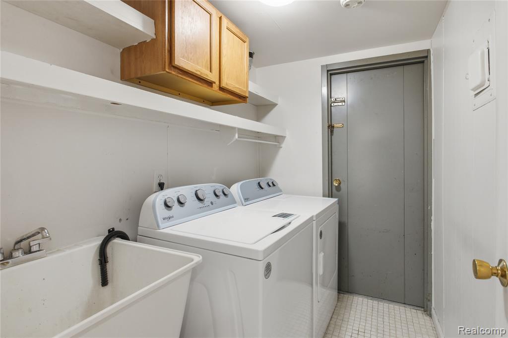 8685 Kennedy Circle, Warren, MI 48093 — Photo 20
