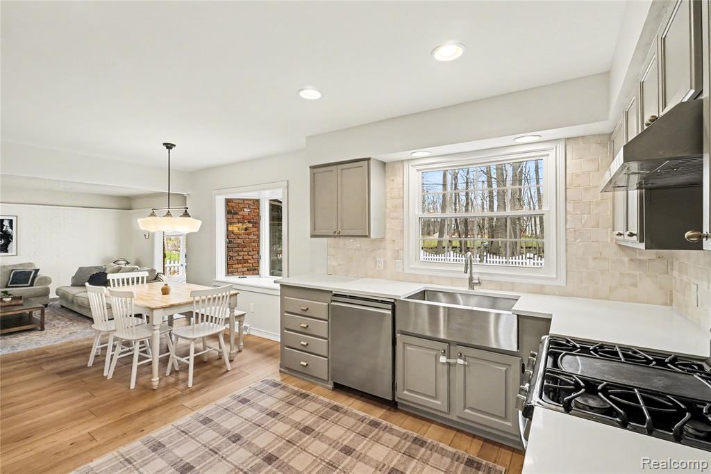 609 Westover Pass, Grand Blanc, MI 48439 — Photo 8