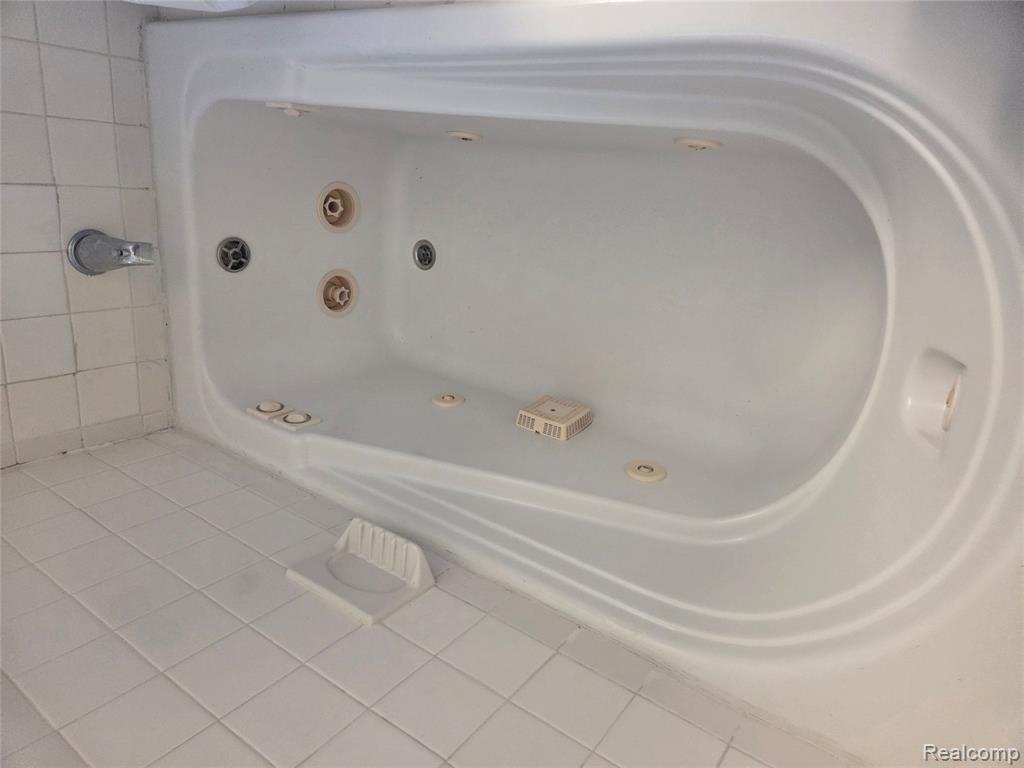 1121 S Meadowbrook Street E, Inkster, MI 48141 — Photo 15