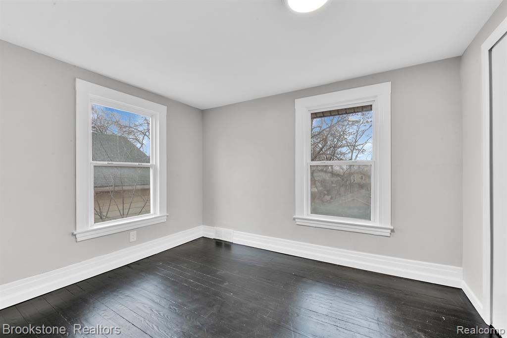 47 SUMMIT Street, Pontiac, MI 48342 — Photo 15
