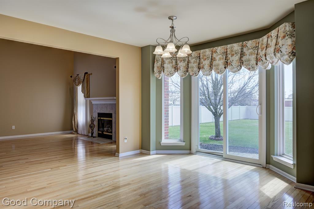 423 CEDAR Street, Wyandotte, MI 48192 — Photo 24