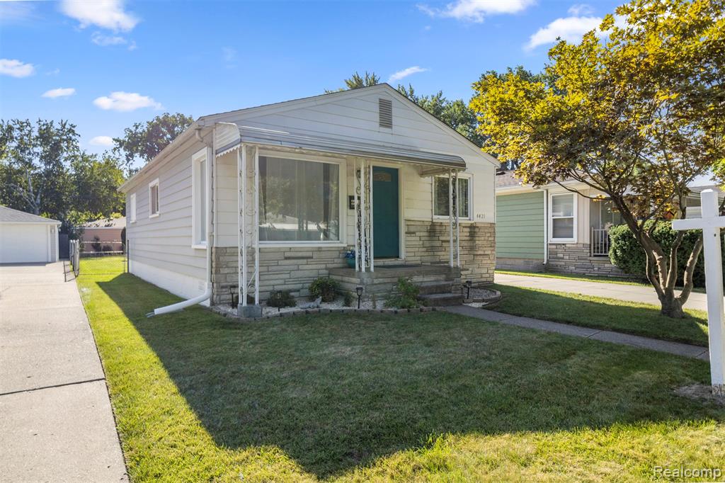 4421 Edgewood Street, Dearborn Heights, MI 48125 — front exterior