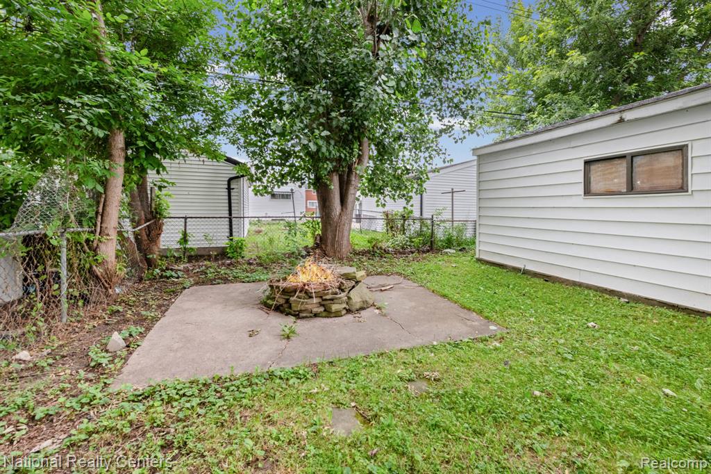19861 Vermander Avenue, Clinton Twp, MI 48035 — Photo 5
