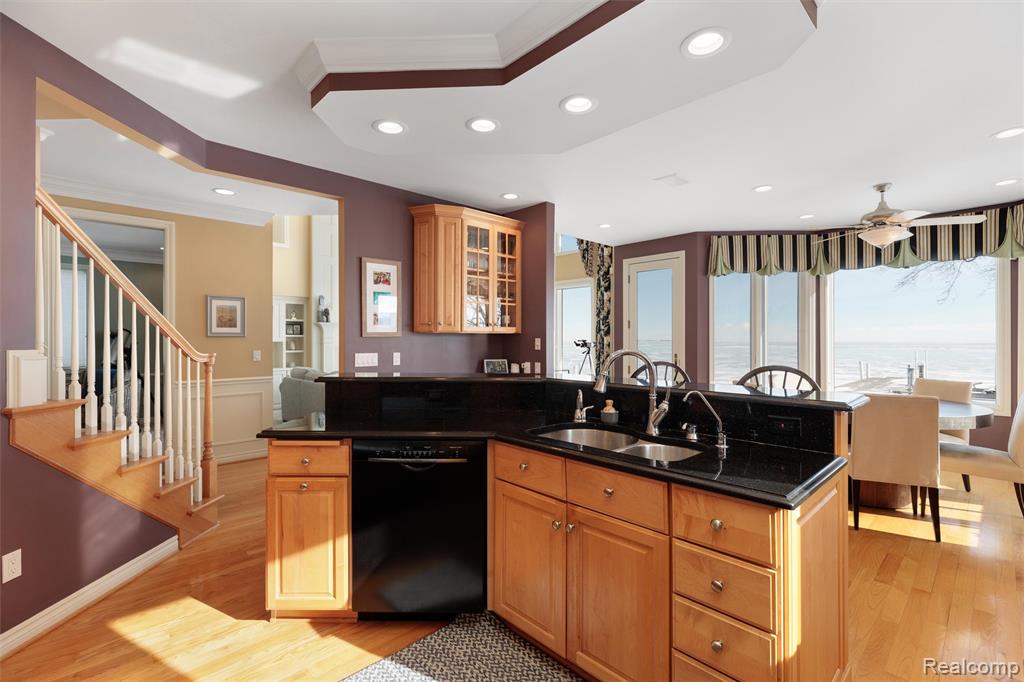 34330 Jefferson Avenue, Harrison Township, MI — Photo 16