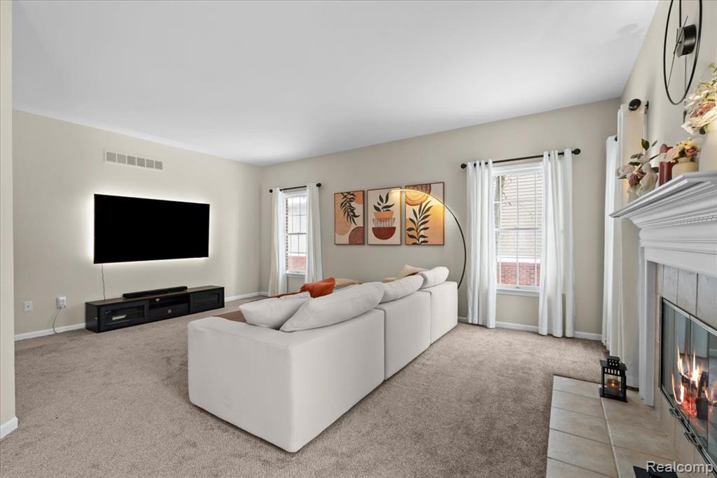1174 Horseshoe Drive, South Lyon, MI 48178 — Photo 12