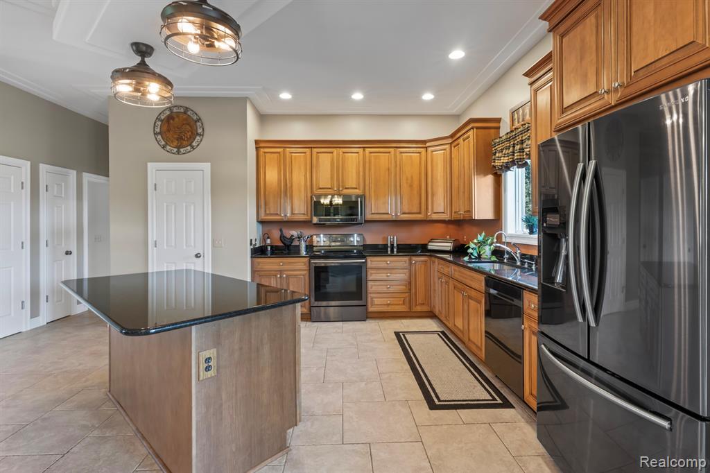 6225 Grand Blanc Road, Swartz Creek, MI 48473 — Photo 17