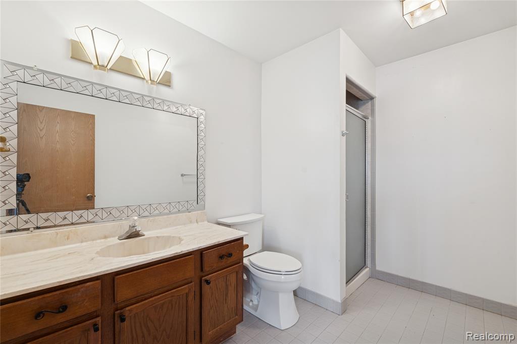9502 Fenwin Drive, Grand Blanc, MI 48439 — Photo 34