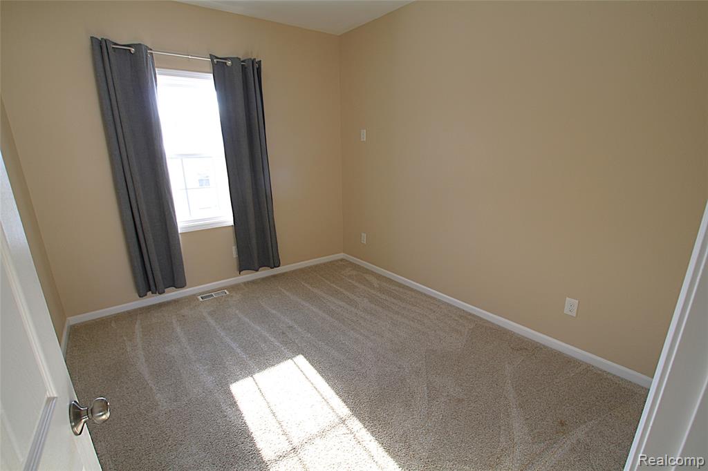 102 S Division Street, Durand, MI 48429 — Photo 23