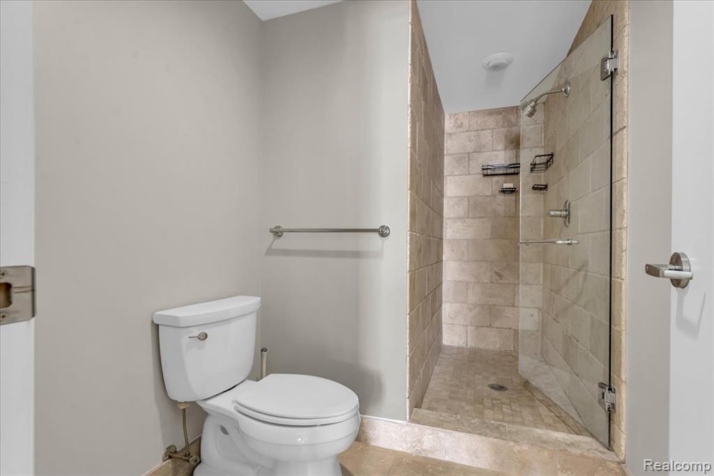525 W LAFAYETTE Boulevard, 12E, Detroit, MI 48226 — Photo 24