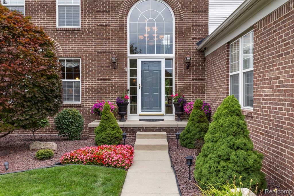 393 Pleasant Ridge Drive, Canton, MI 48188 — Photo 8