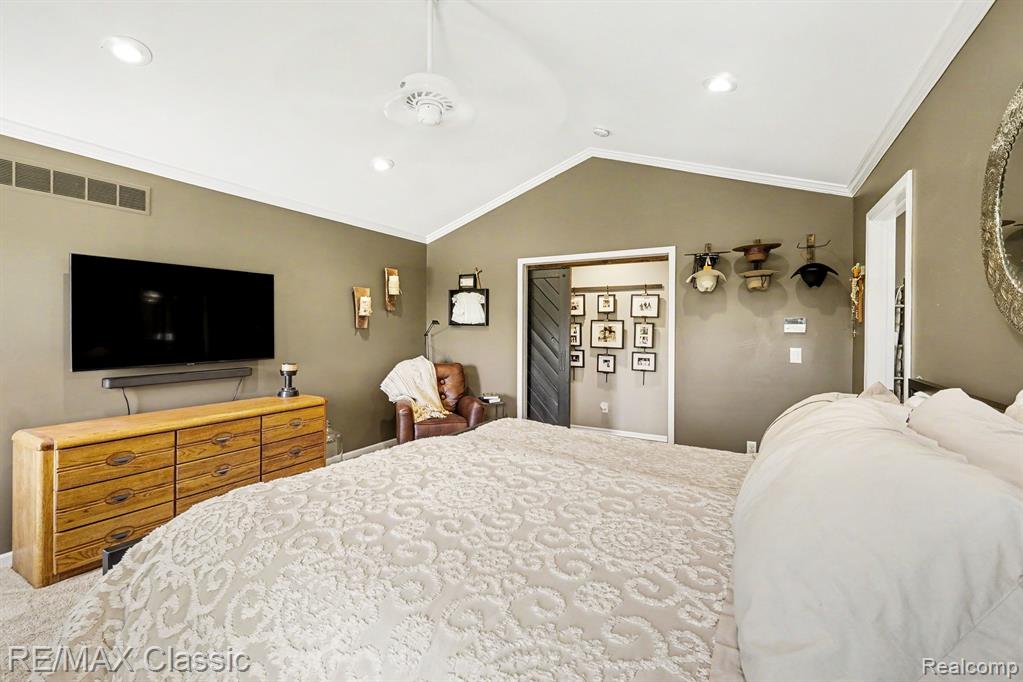 54853 Walnut Drive, New Hudson, MI 48165 — Photo 19
