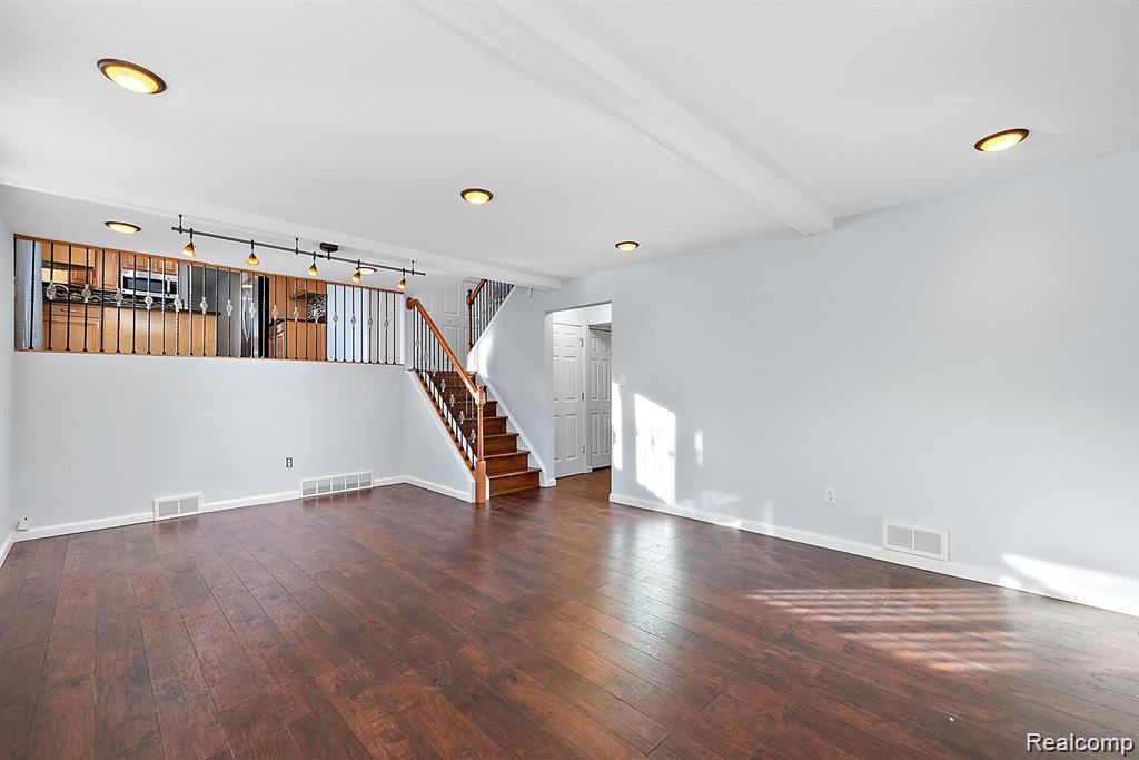 4058 Colonial Boulevard, Troy, MI 48085 — Photo 31