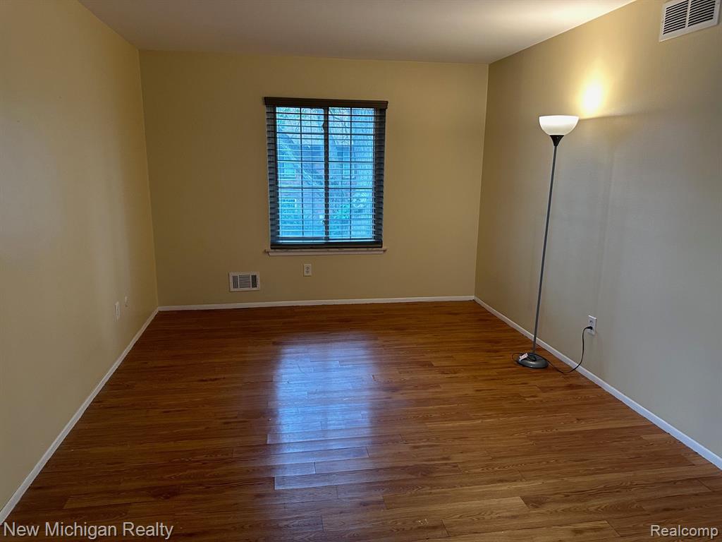 30208 SOUTHFIELD Road, 221, Southfield, MI 48076 — Photo 14