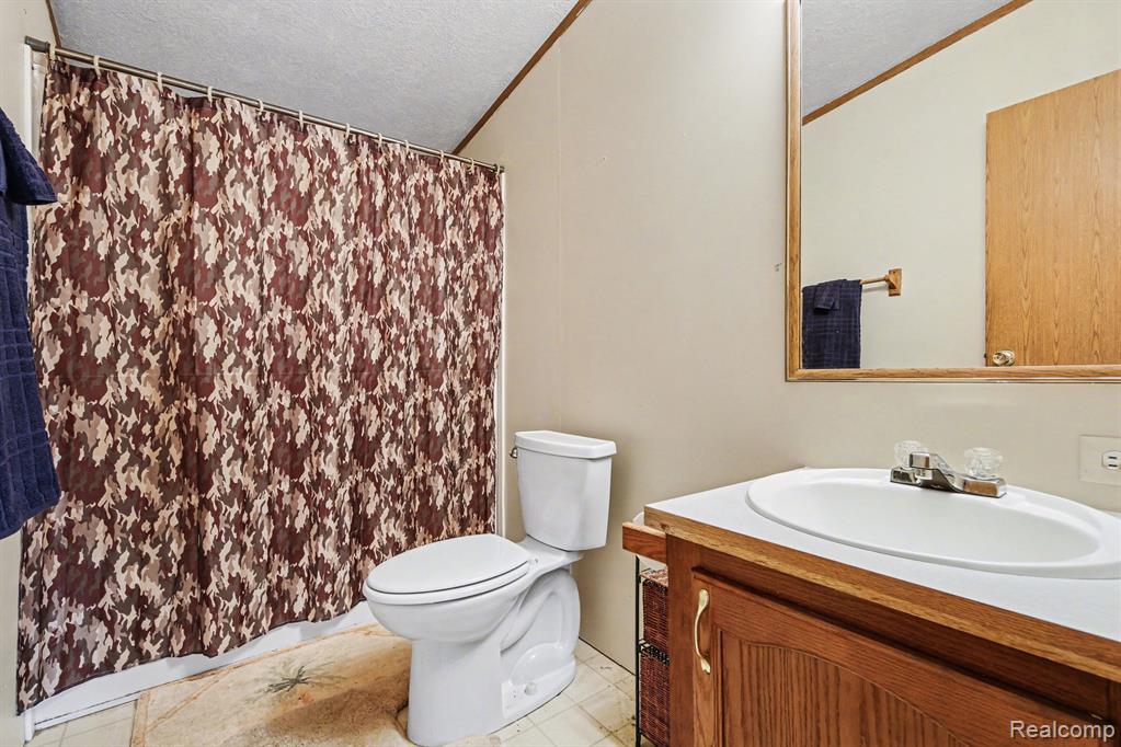 7689 Sidney Road, Greenville, MI 48838 — Photo 19