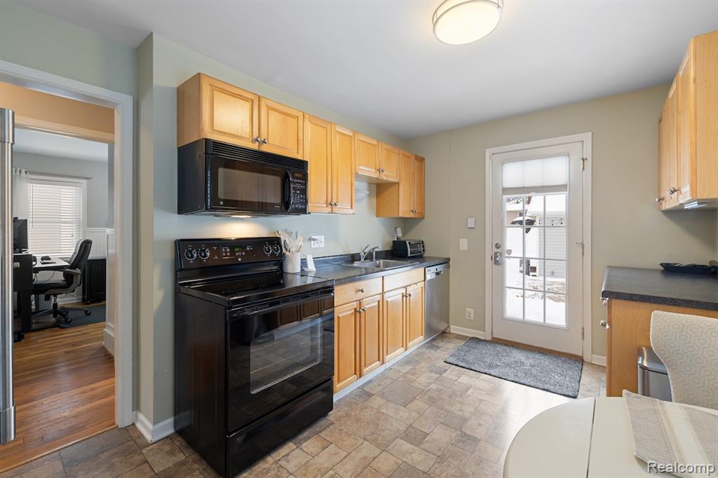 600 Irvin Street, Plymouth, MI 48170 — Photo 10