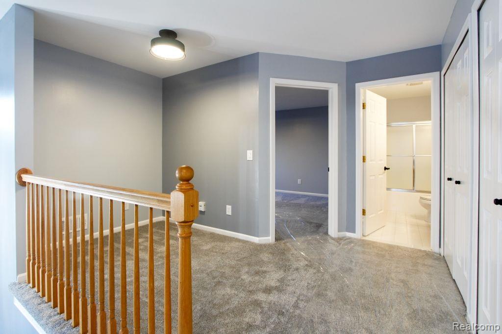 42985 RIVER BEND Drive, Plymouth, MI 48170 — Photo 12
