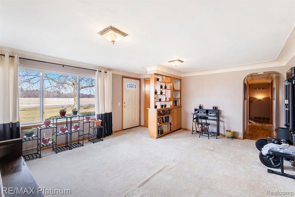 17801 CORUNNA Road, Chesaning, MI 48616 — Photo 15