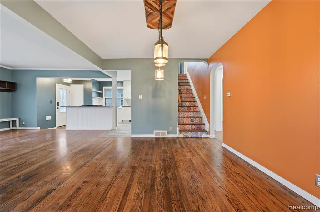 431 Colonial Court, Grosse Pointe Farms, MI 48236 — Photo 11