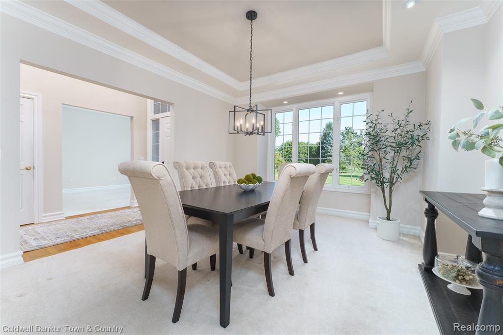 4692 Edinburgh Drive, Howell, MI 48843 — Photo 12