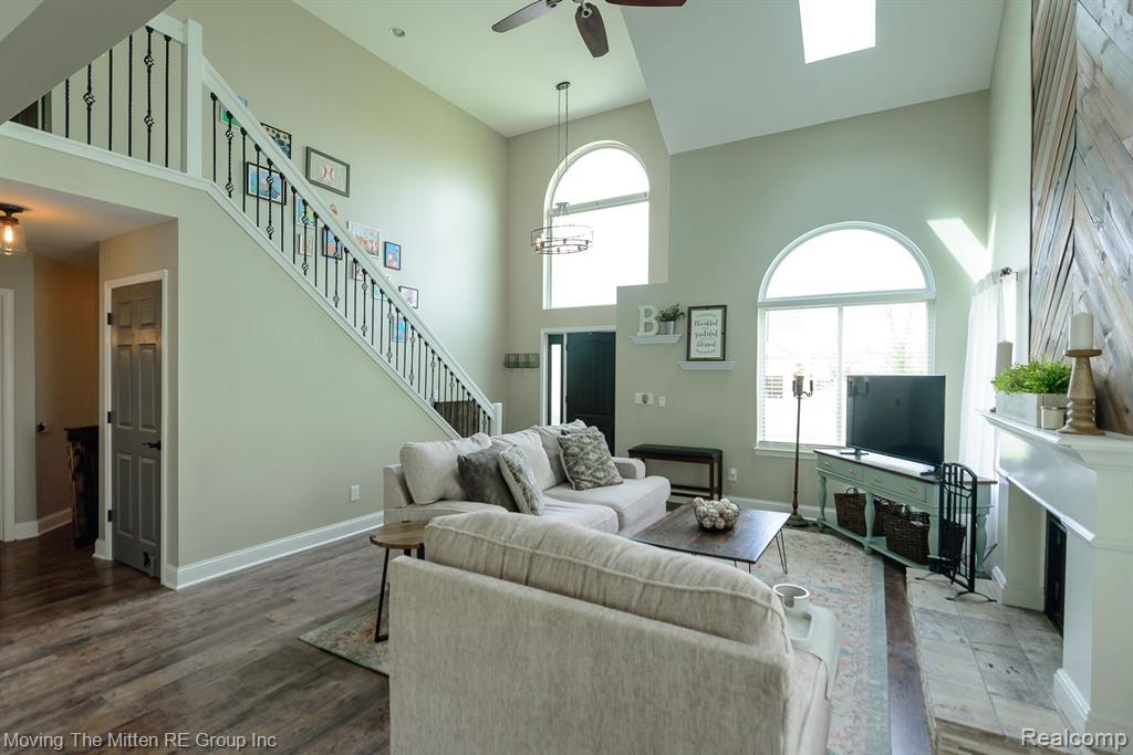 7231 AMANDA Drive, Belleville, MI 48111 — Photo 9
