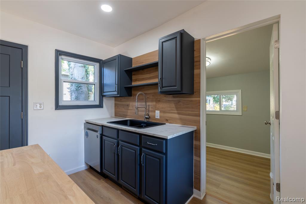 822 Saint Clair Street, Port Huron, MI 48060 — Photo 10