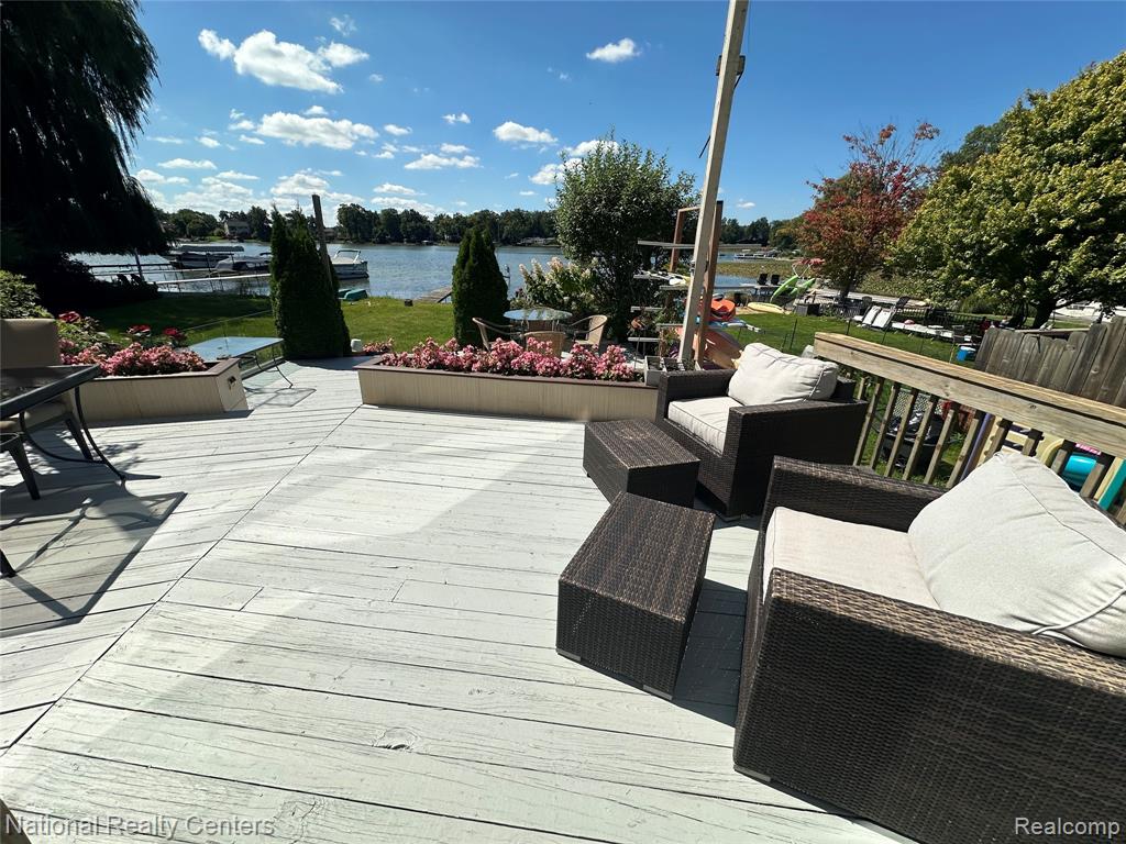 8871 Lakeview Drive, White Lake, MI — Photo 74