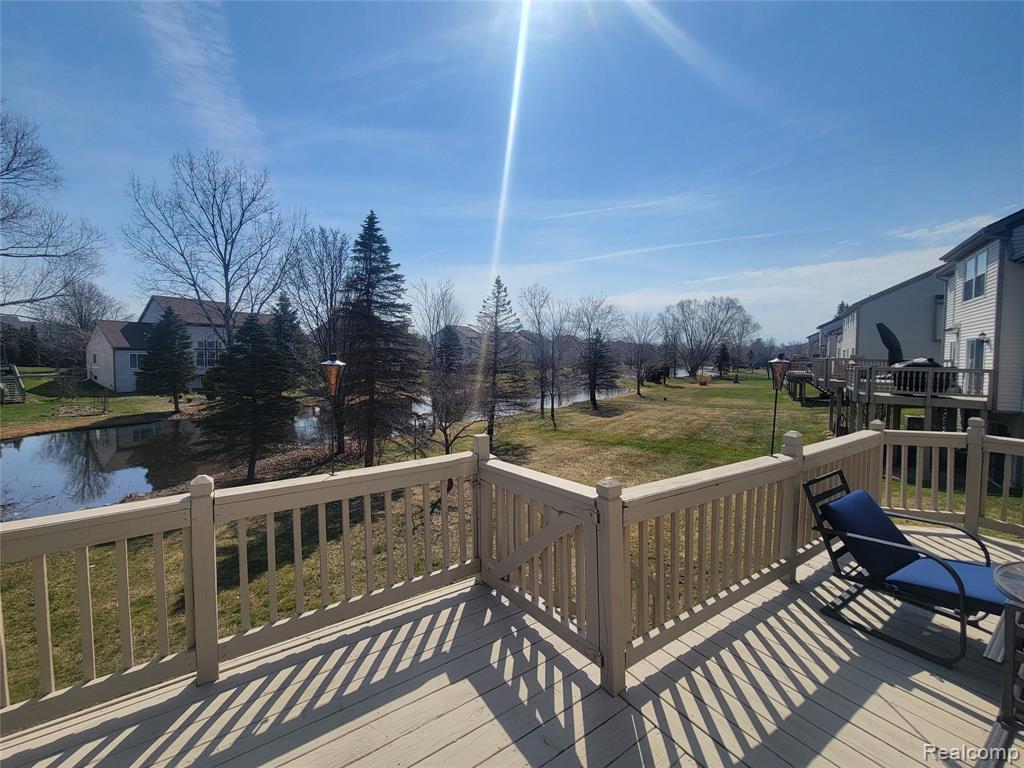 13805 Pond Bluff Drive, Van Buren, MI 48111 — Photo 27