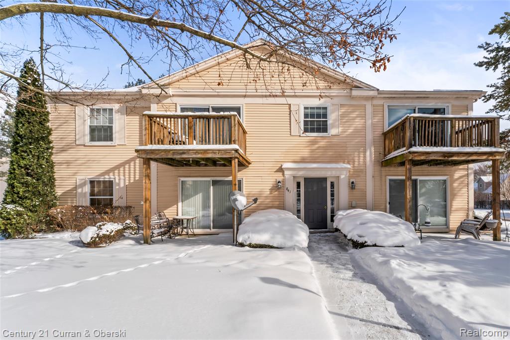 841 Bloomfield Village Boulevard, F, Auburn Hills, MI 48326 — front exterior