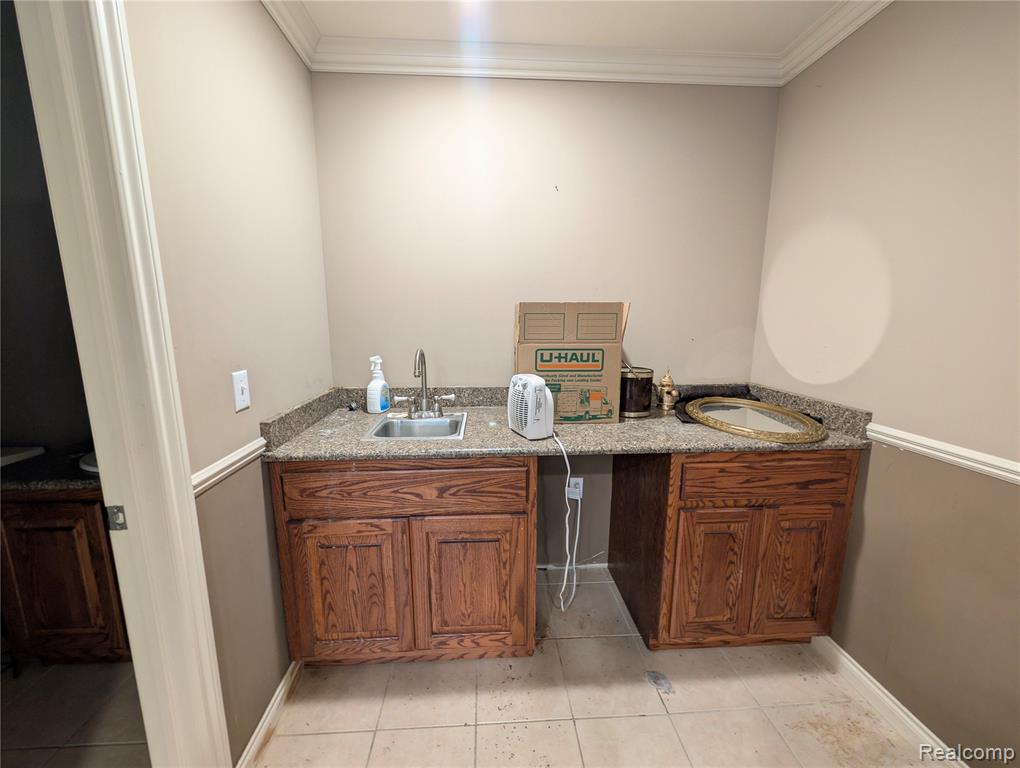 16012 Moross Road, Detroit, MI 48205 — Photo 30